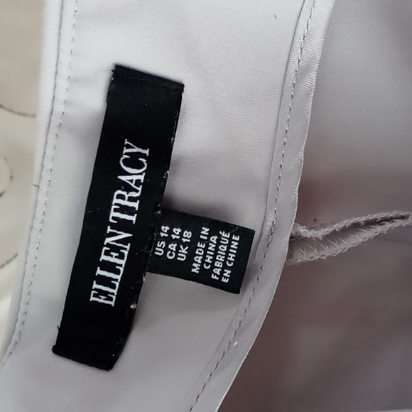 Ellen Tracy Grey Cropped Pants - Picture 5 of 7